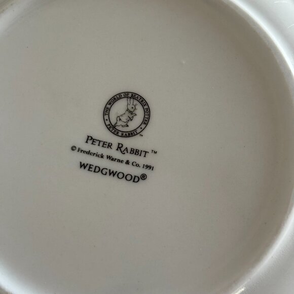 Wedgwood Beatrix Potter Peter Rabbit Plate - Picture 4 of 4